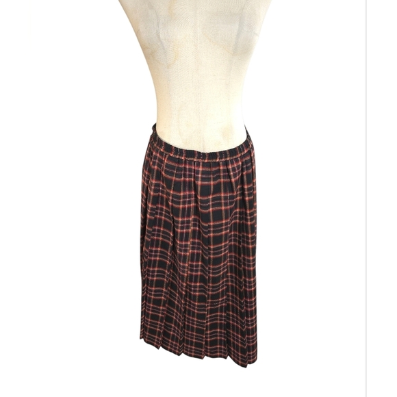 Appleseed's Dresses & Skirts - Appleseed's Black and Red Plaid Pleated Midi Skirt